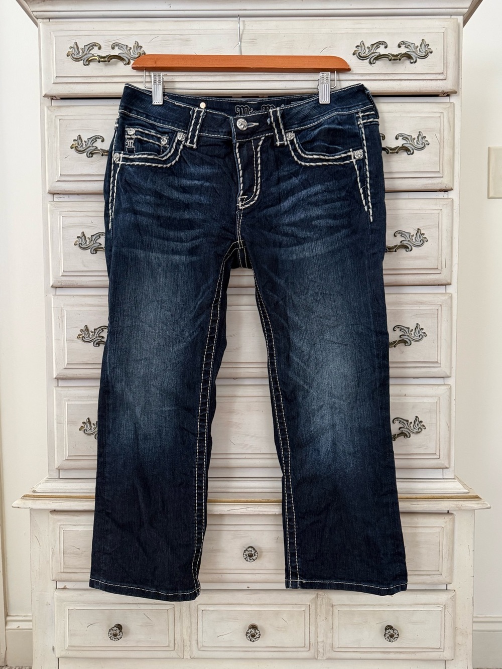 Miss Me Signature Cuffed Capri Jeans